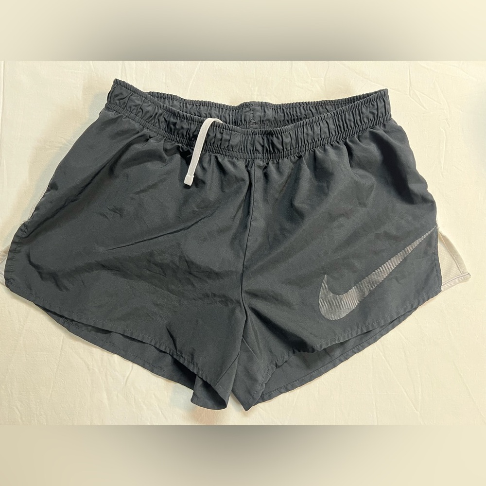 Nike Dri Fit Athletic Shorts Women’s Medium Black Running Gym
